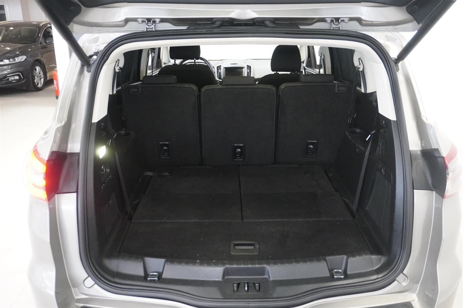 2.0 TDCi Drag Värmare 180 hk Aut 7-Sits_3