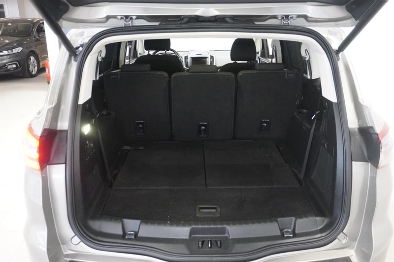 2.0 TDCi Drag Värmare 180 hk Aut 7-Sits_3