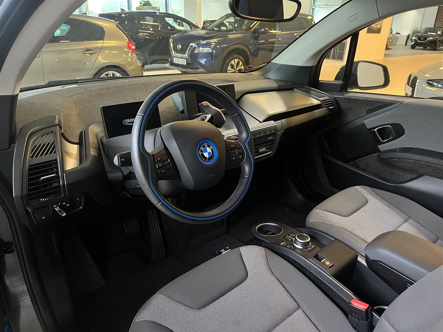 BMW i3s 120 Ah Comfort Advanced Navigation 20 Lm Värmepump 6.95%_5