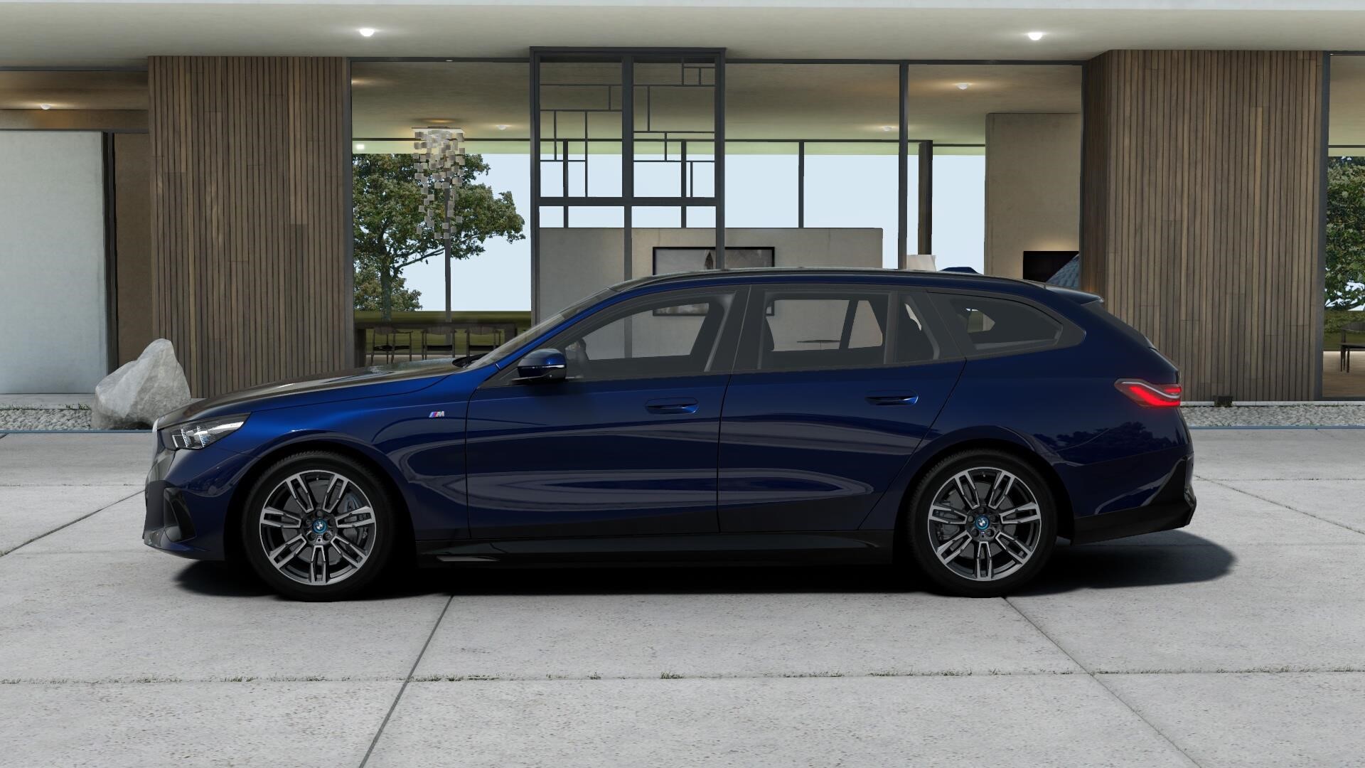 Touring M Sport Business Launch Ed Drag_3
