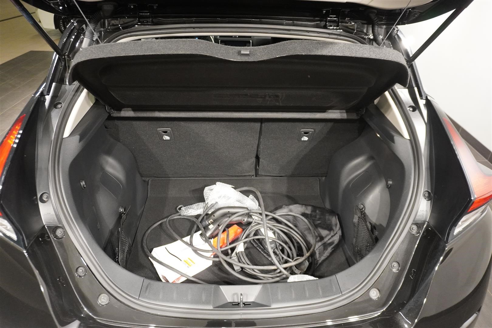 N-Connecta 39 kWh 360° LED Add-Farth Releasing_5