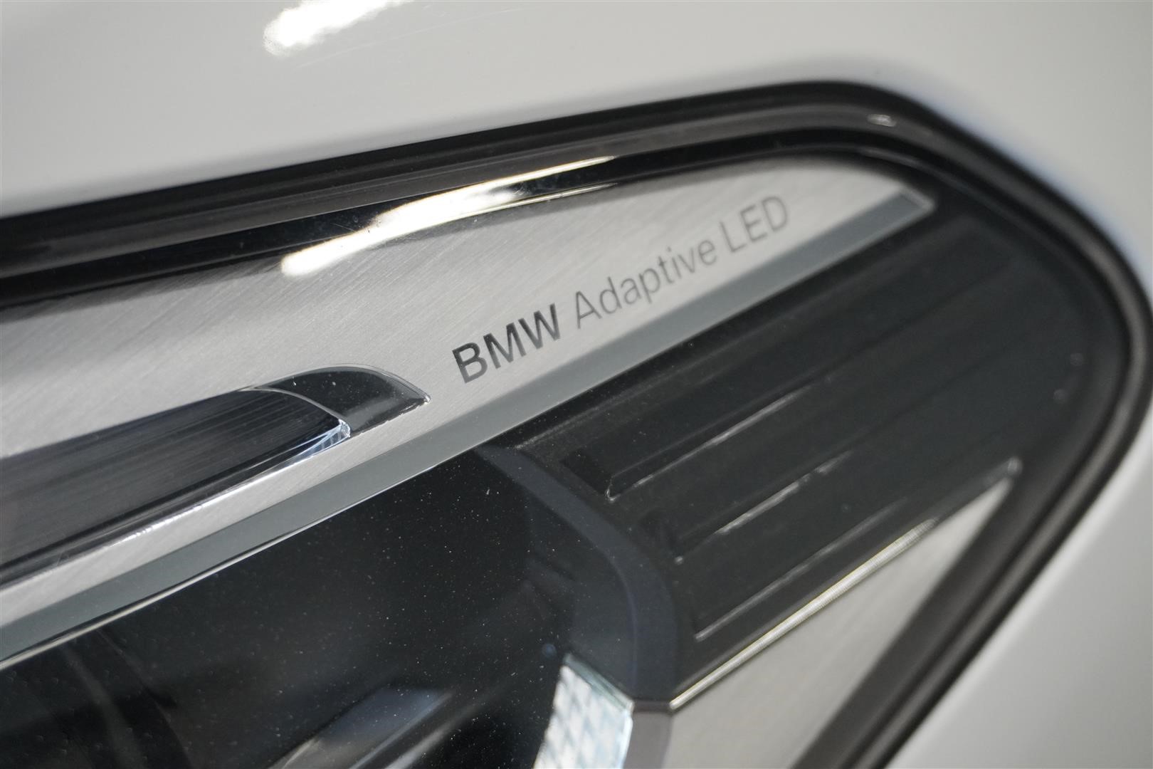 Touring M Sport Innovation Drag Pano H K HUD_7