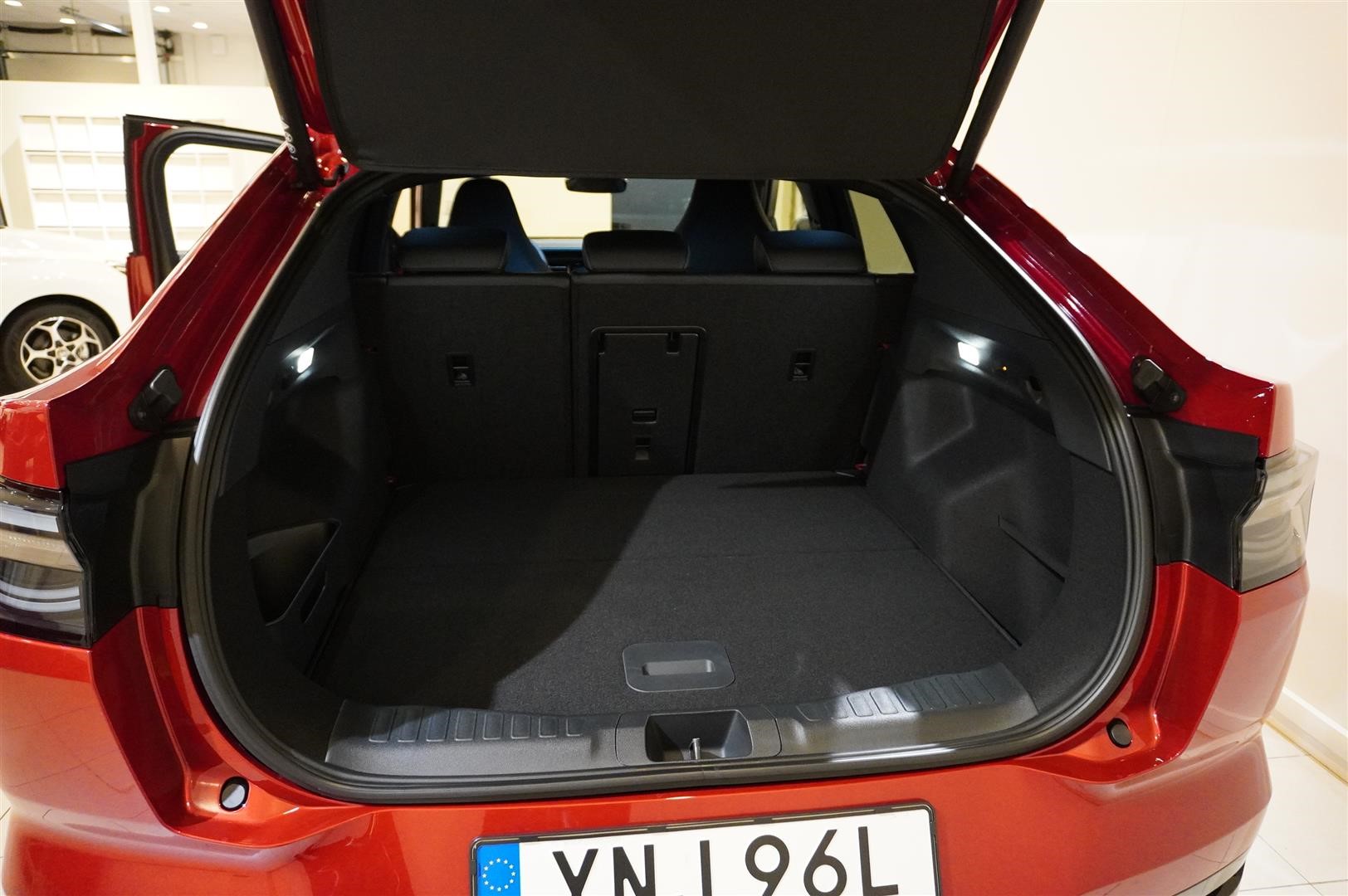 Premium AWD Long Range 340hk_6