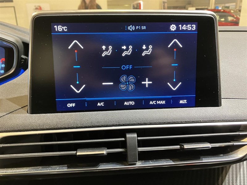 Peugeot 3008 Active 1.6 BlueHDi 120hk Automat_9