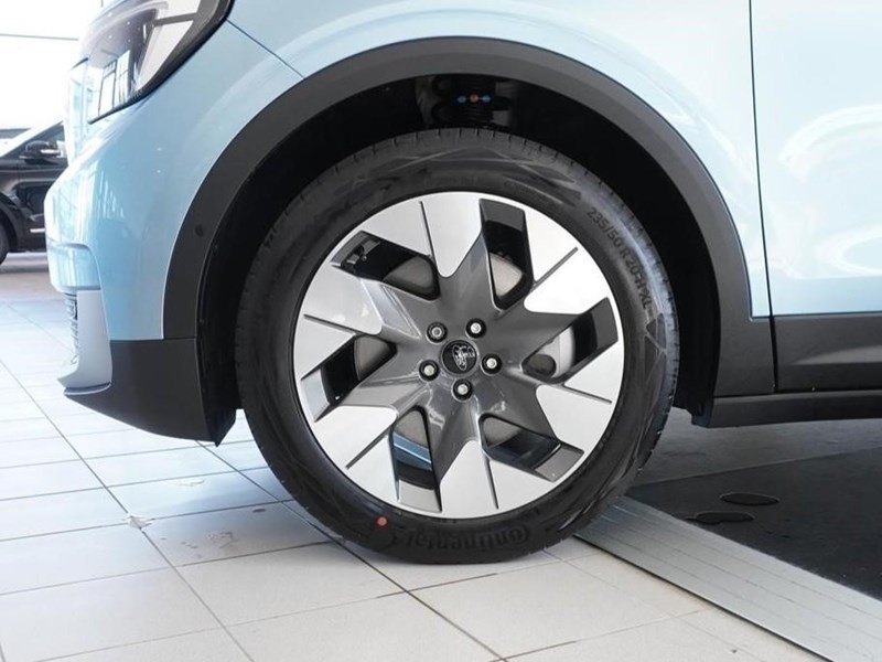 Premium AWD Long Range 340 hk_11